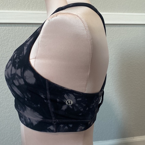 Lululemon size 6 - Picture 4 of 4